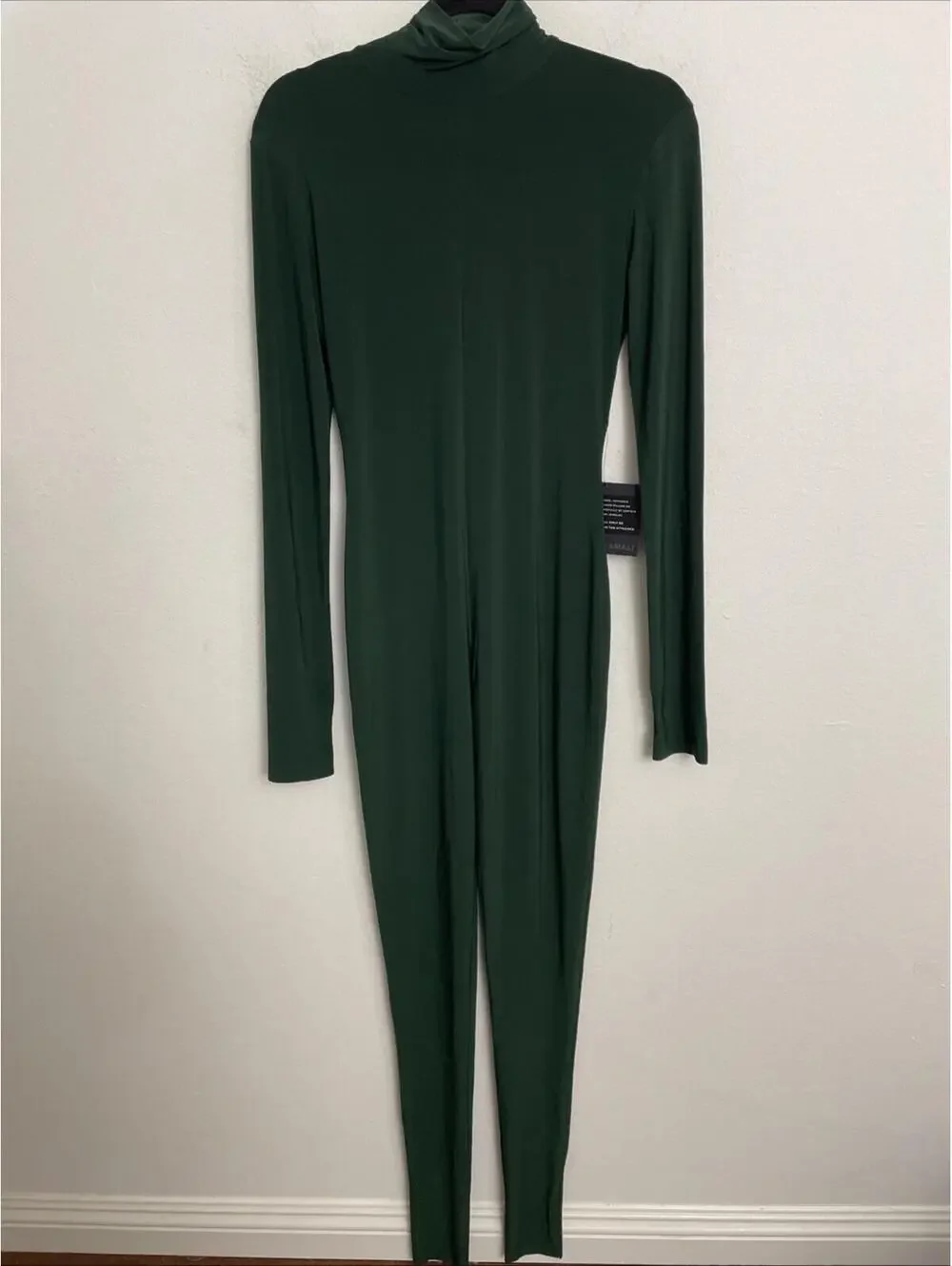 Norma Kamali Slim Fit Turtle Catsuit With Footsie in green S NWT $200 - Picture 10 of 10